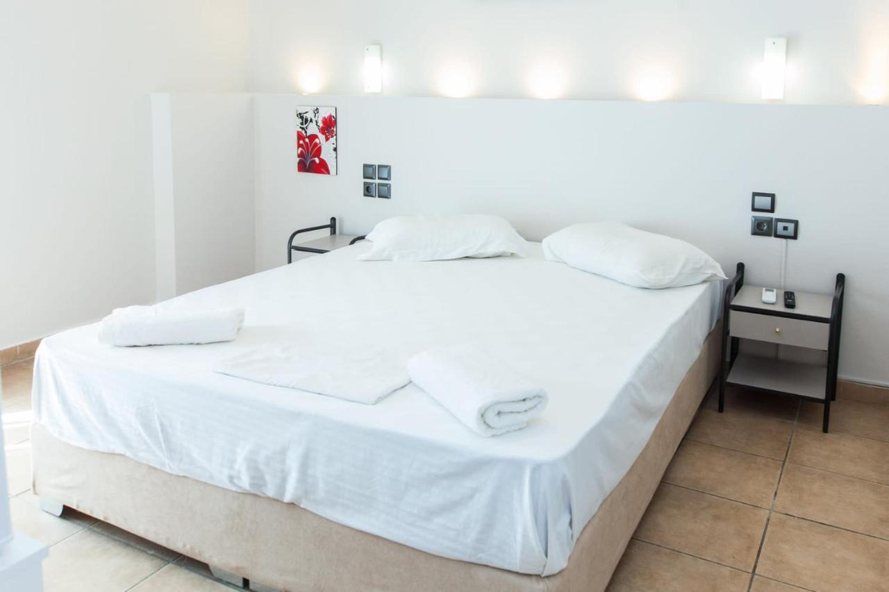 Silver Hotel Athens Double Room With Balcony Exterior photo