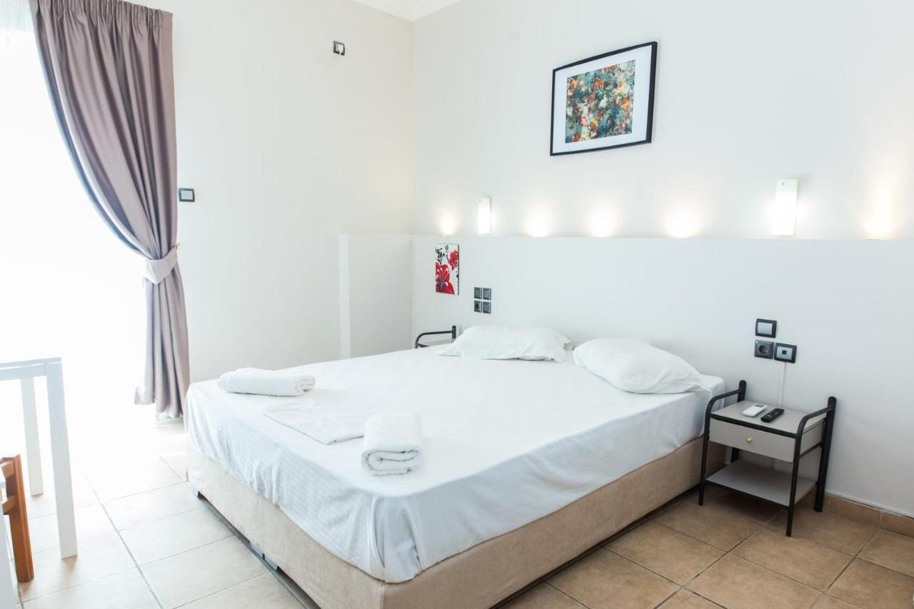 Silver Hotel Athens Double Room With Balcony Exterior photo